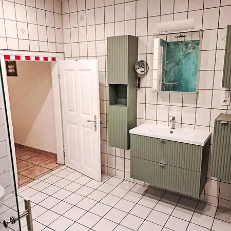 Mit Garten Und Parkplatz By Interhome * נוימאגן-דרון